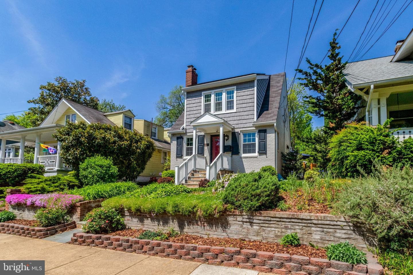 2708 Sycamore Street photo 2