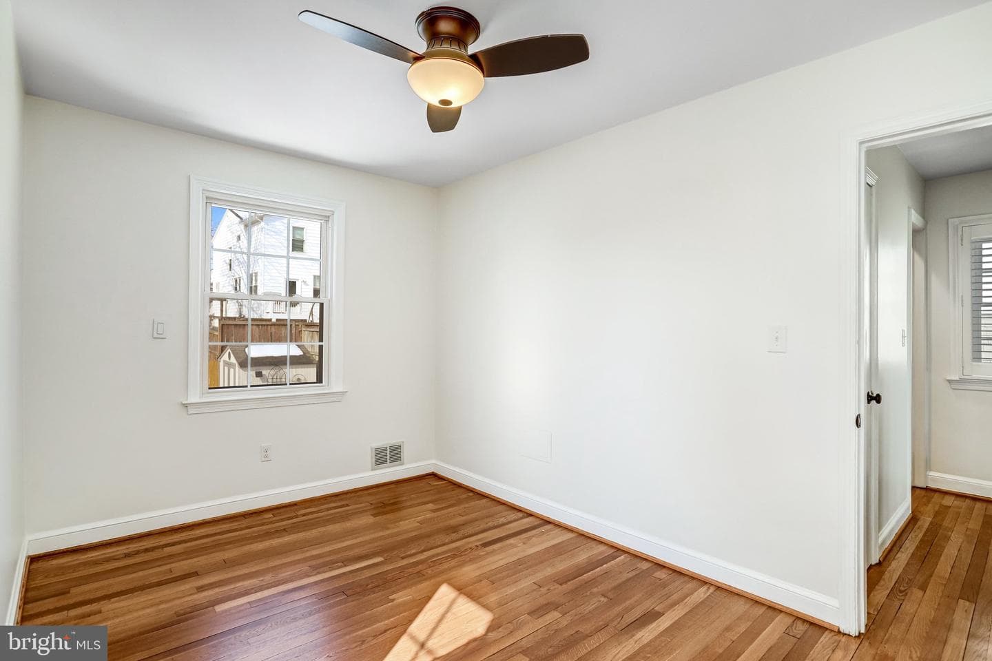 2708 Sycamore Street photo 35