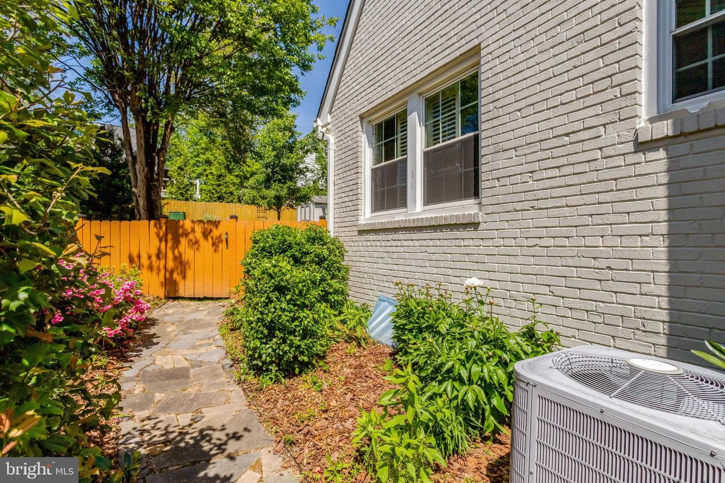2708 Sycamore Street photo 56