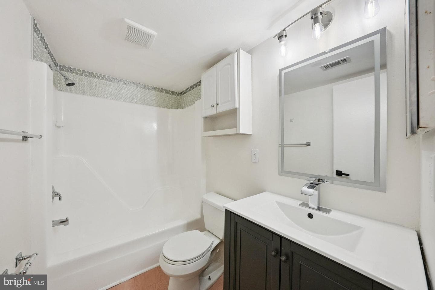 100 Roberts Lane #300 photo 18
