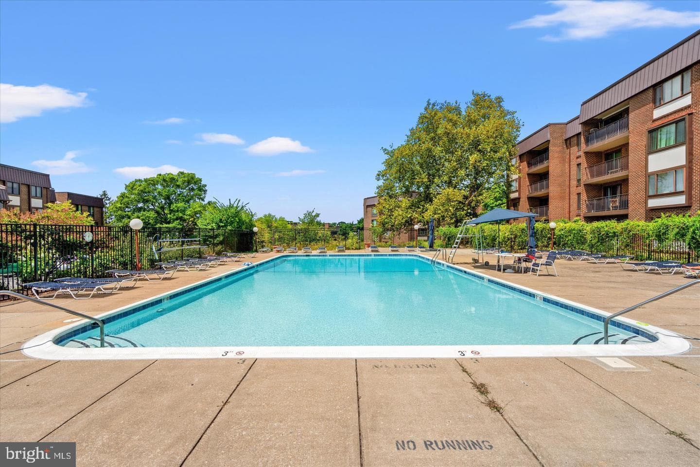 100 Roberts Lane #300 photo 23