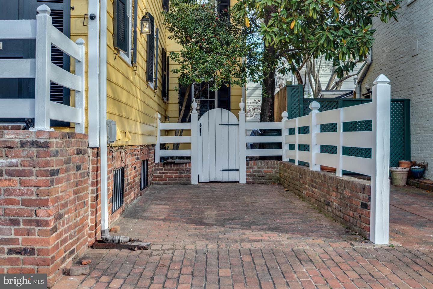 307 N Saint Asaph Street photo 29