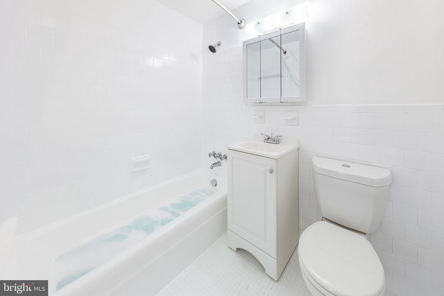 4600 Duke Street #413 photo 11