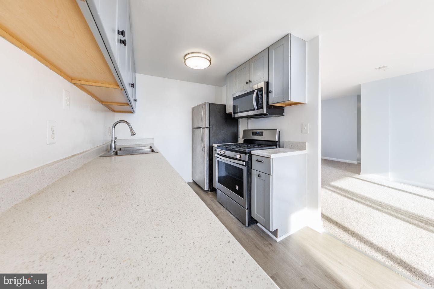 4600 Duke Street #413 photo 5