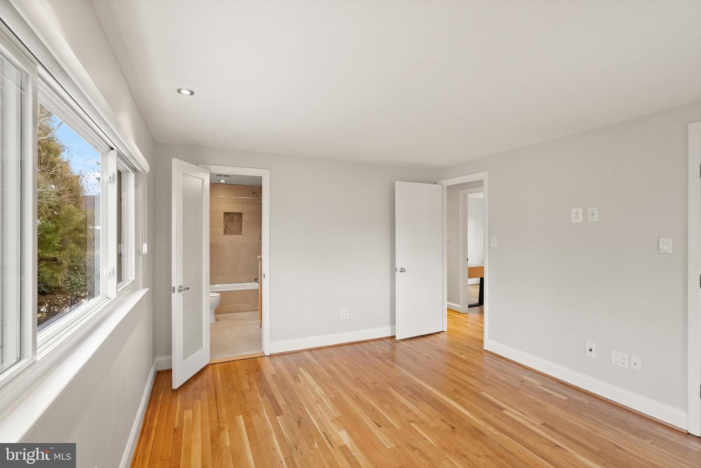 5004 Regency Place photo 14