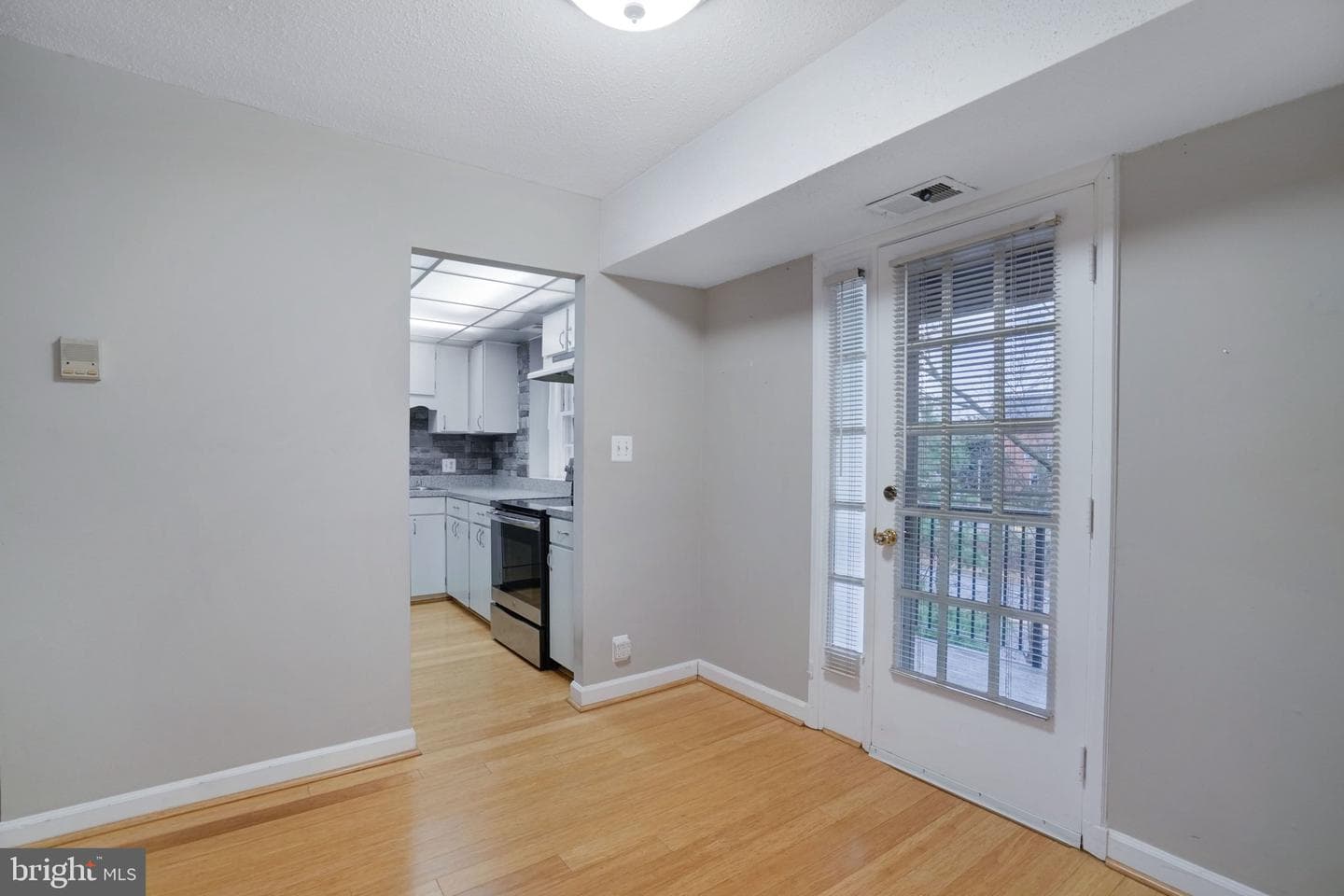 2966 S Columbus Street #b2 photo 23