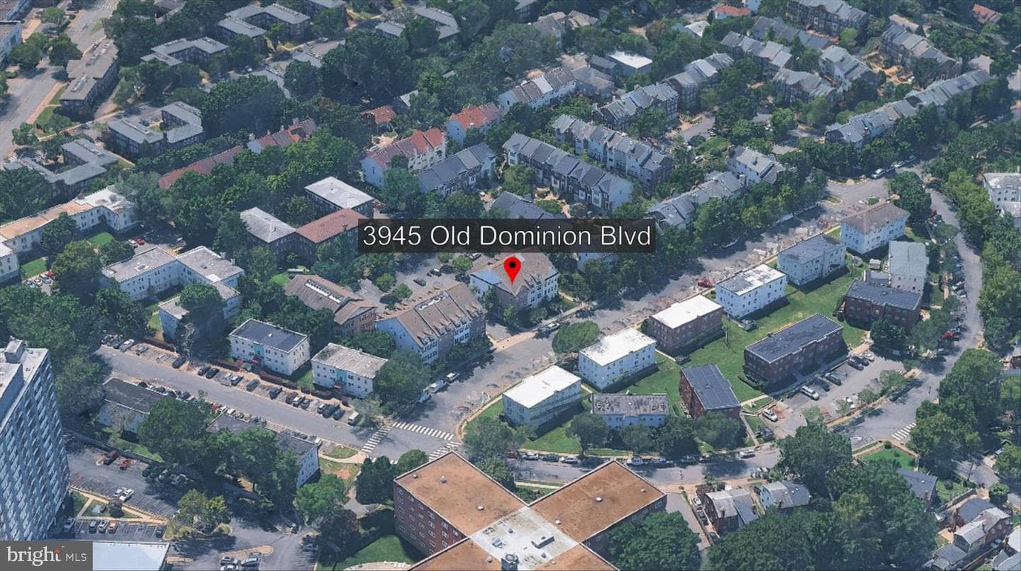 3945 Old Dominion Boulevard photo 2