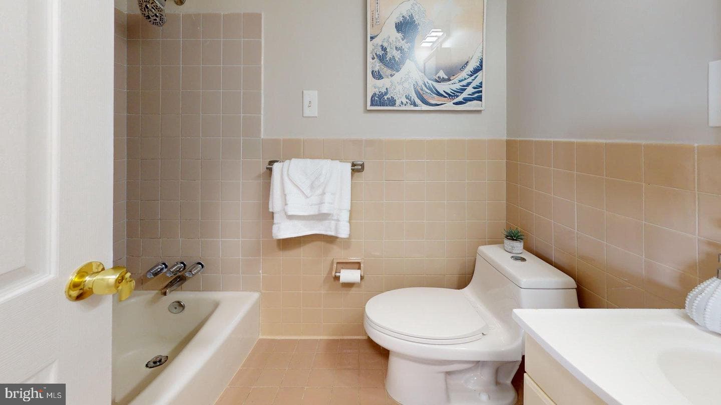 5340 Holmes Run Parkway #1215 photo 44