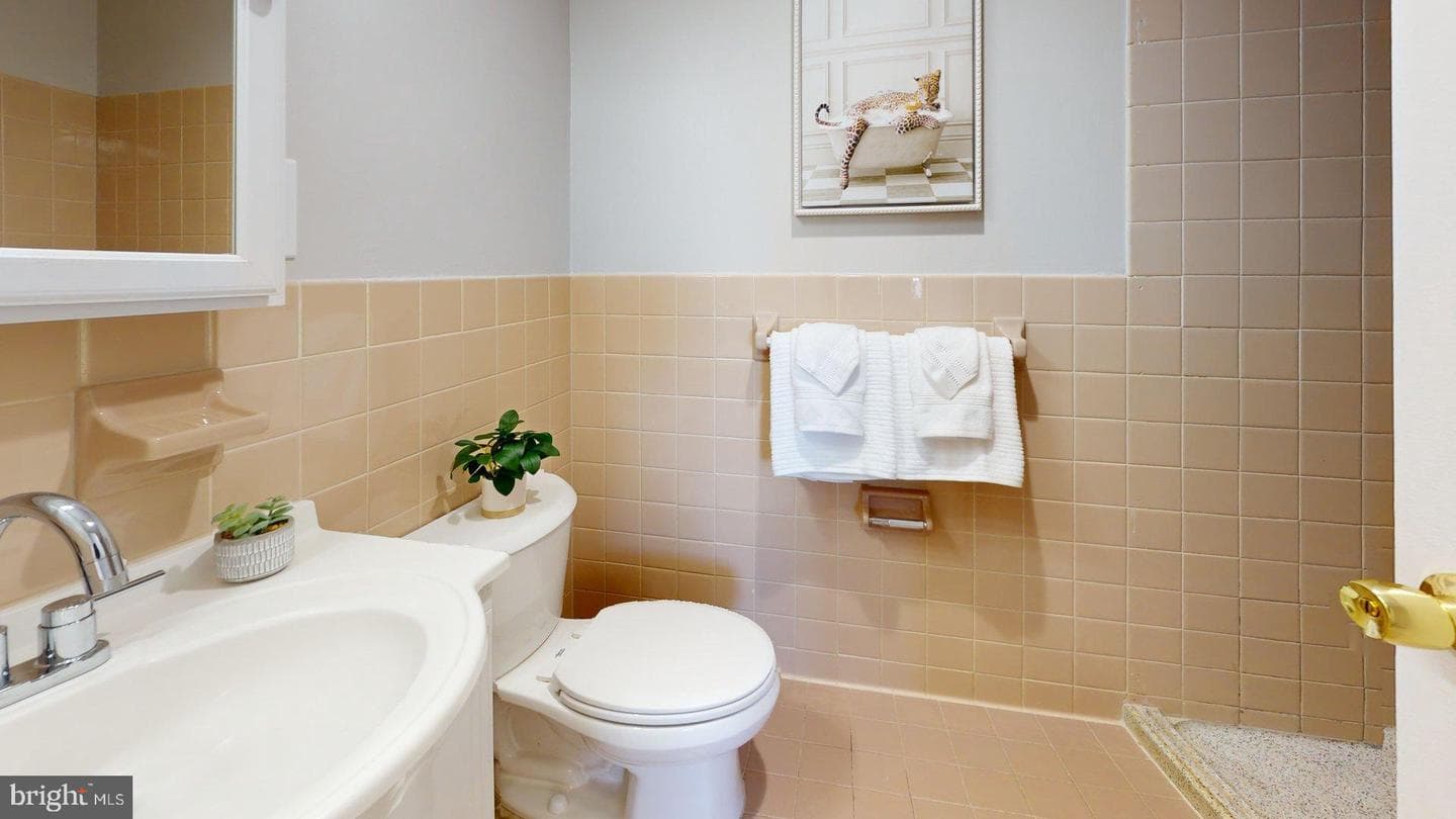 5340 Holmes Run Parkway #1215 photo 45
