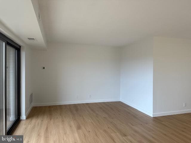 205 Yoakum Parkway #1016 photo 14