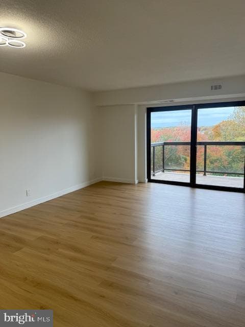 205 Yoakum Parkway #1016 photo 16