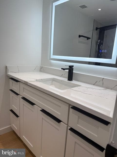 205 Yoakum Parkway #1016 photo 18