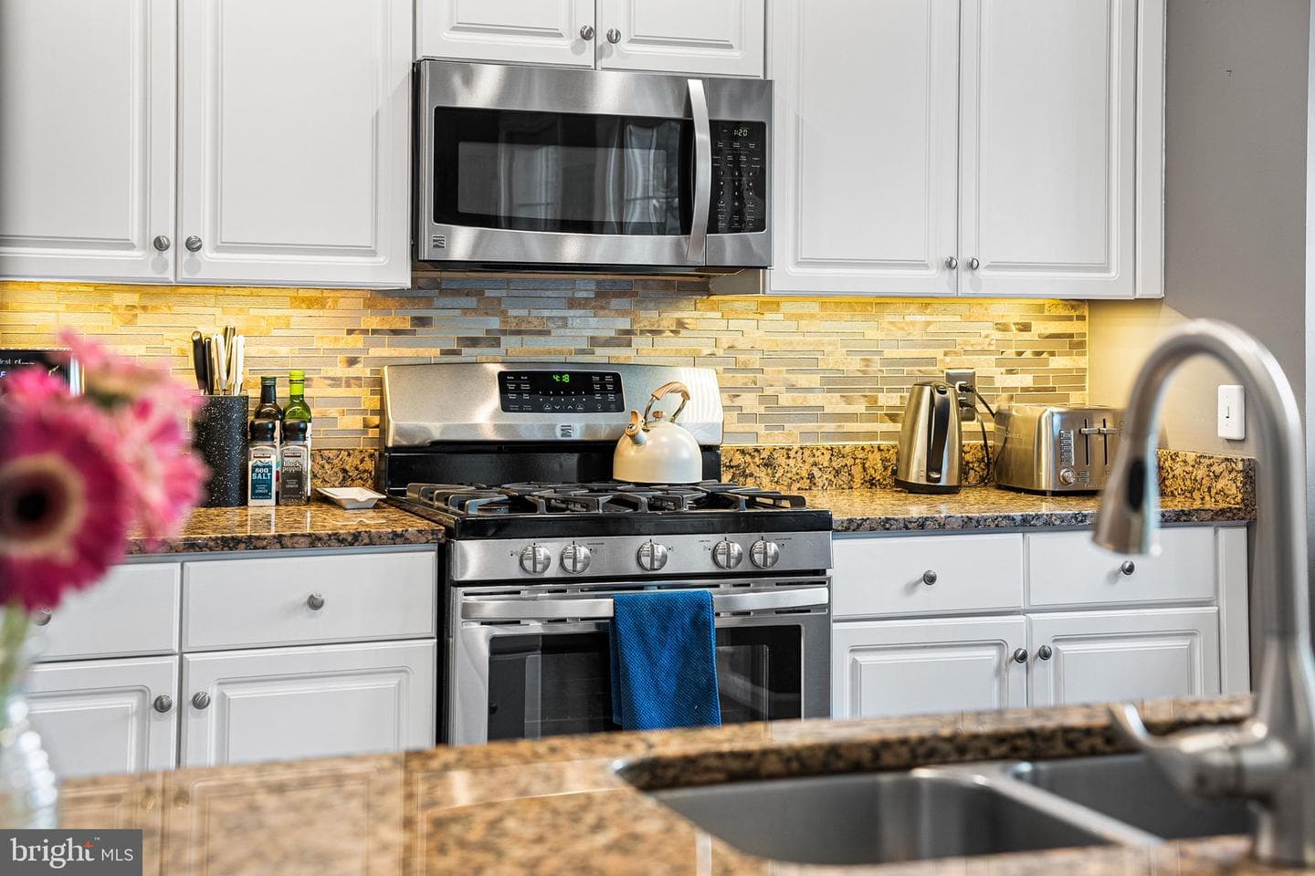 4668 Kell Lane photo 8
