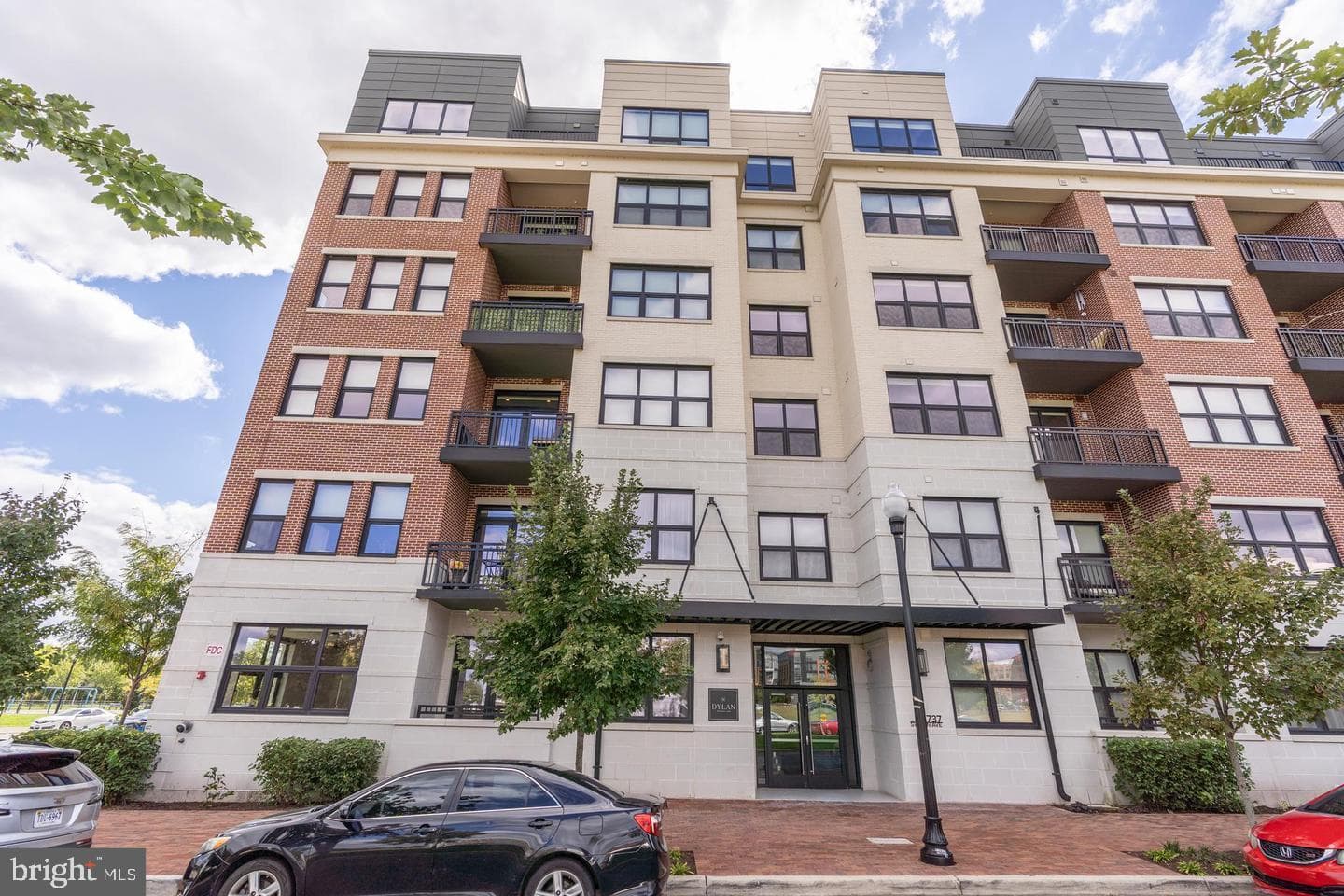 737 Swann Avenue #502 photo 27