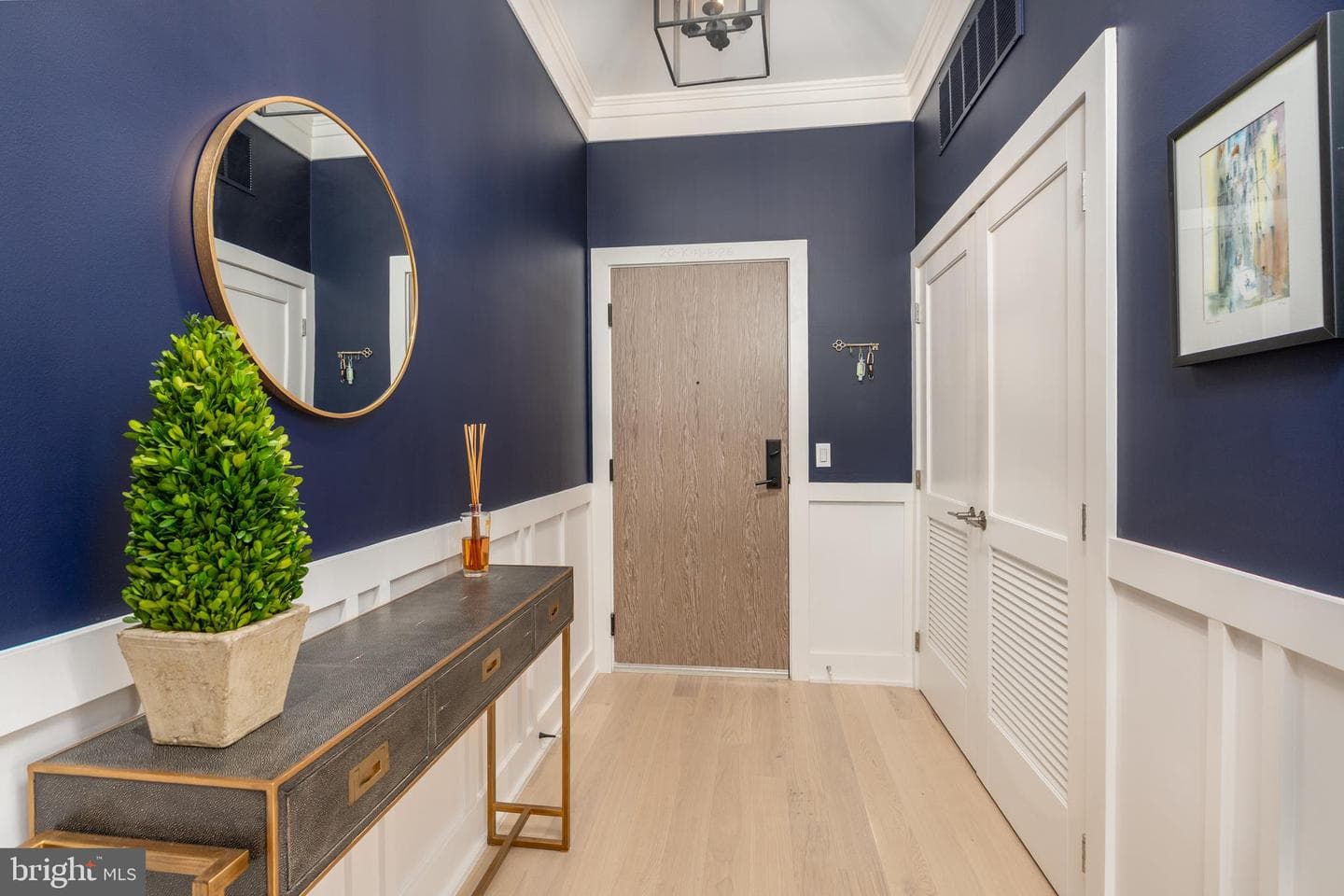737 Swann Avenue #502 photo 3