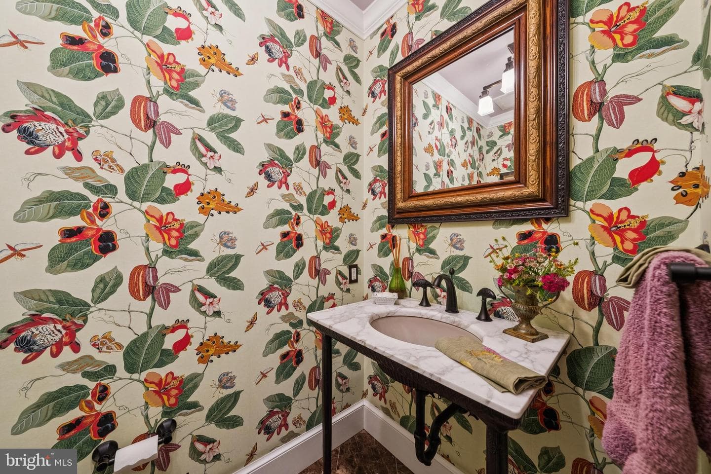 320 1/2 Mansion Drive photo 24