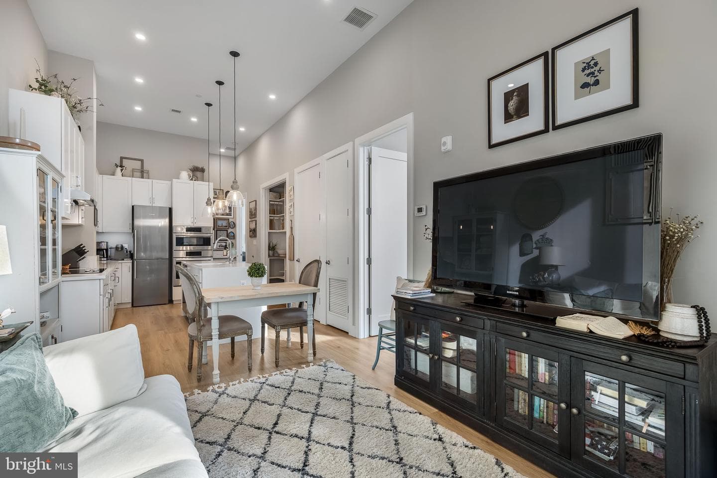 801 N Fairfax Street #142 photo 14