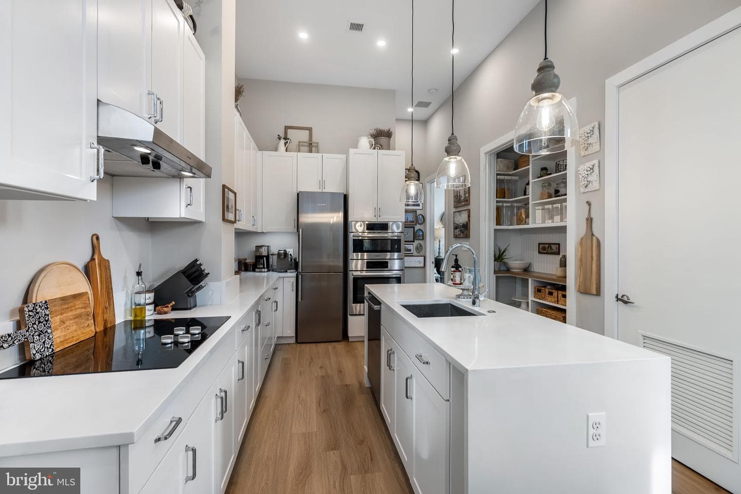 801 N Fairfax Street #142 photo 6