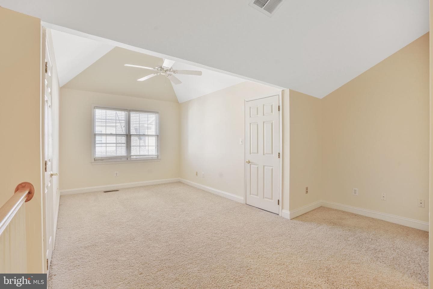 811 Water Place photo 16