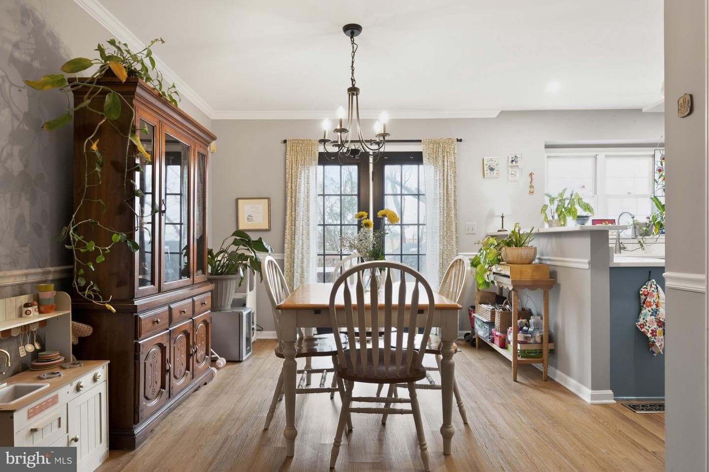 309 S Pickett Street photo 13