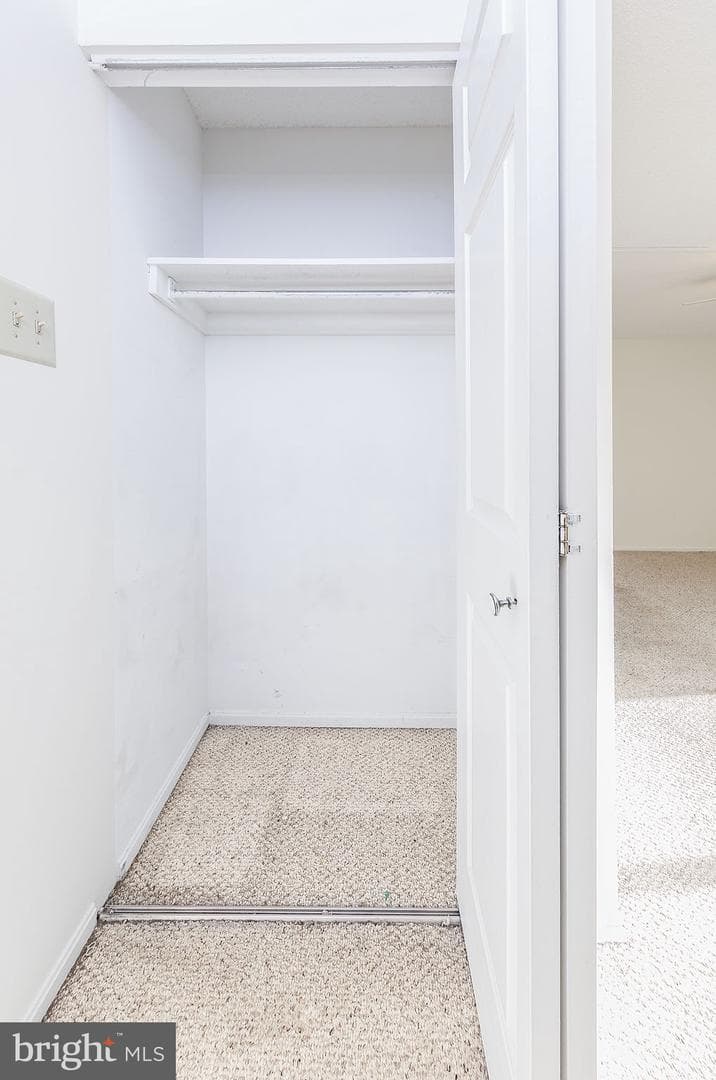 307 Yoakum Parkway #802 photo 20