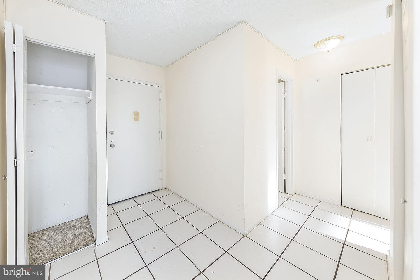 307 Yoakum Parkway #802 photo 21