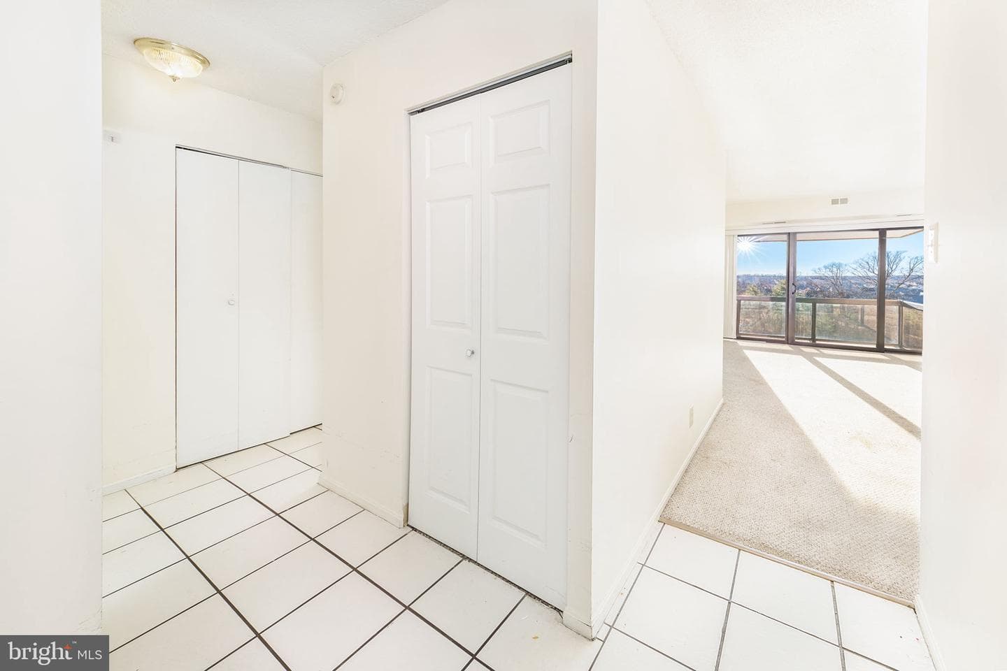307 Yoakum Parkway #802 photo 22