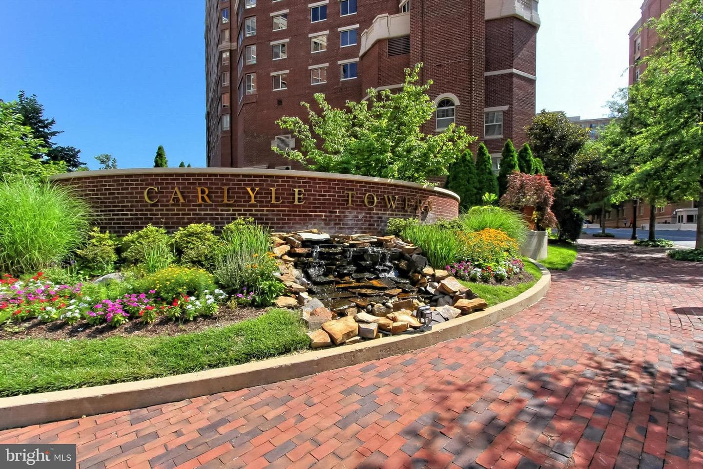 2121 Jamieson Avenue #1103 photo 3