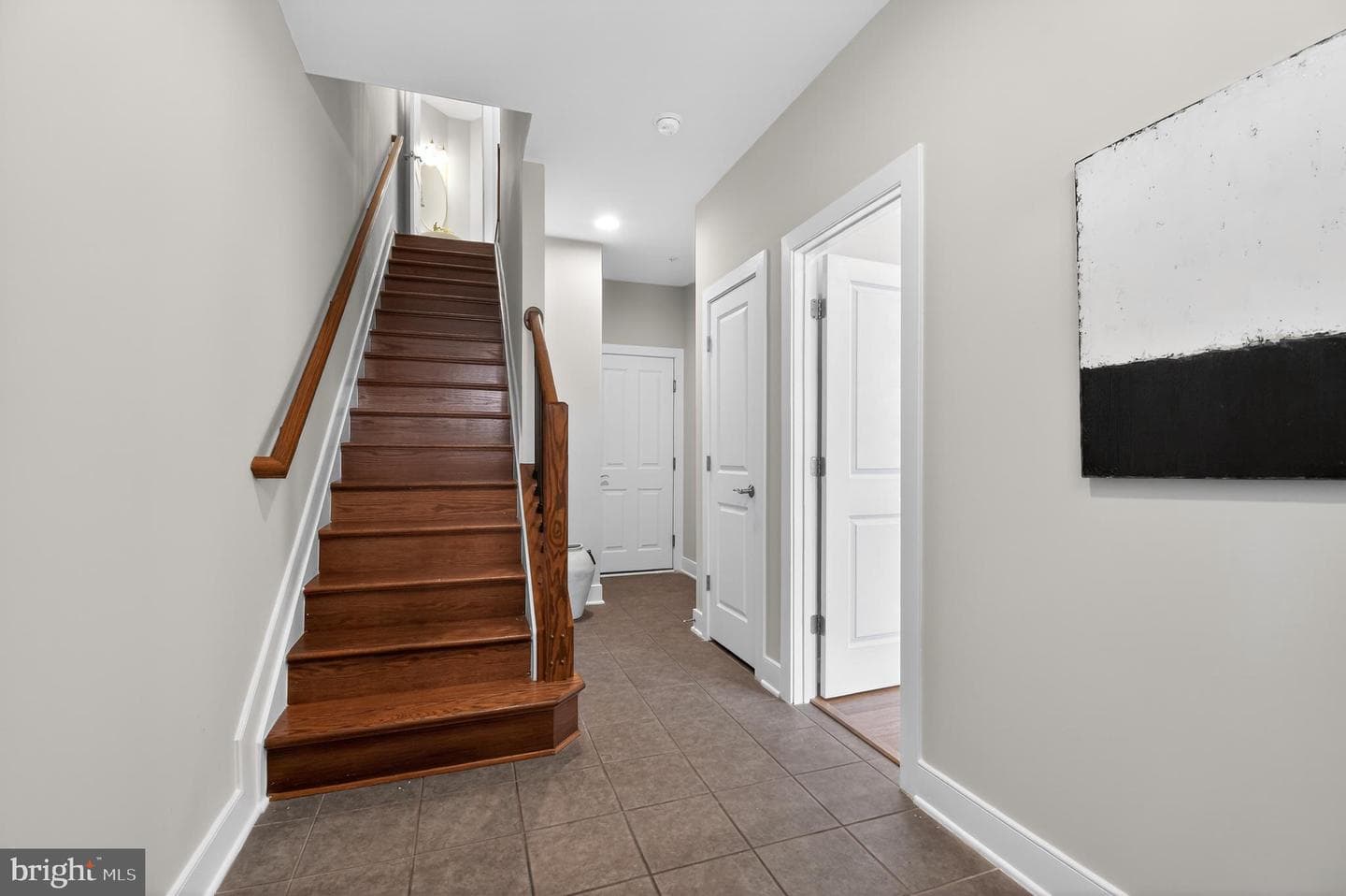 716 Diamond Avenue photo 12