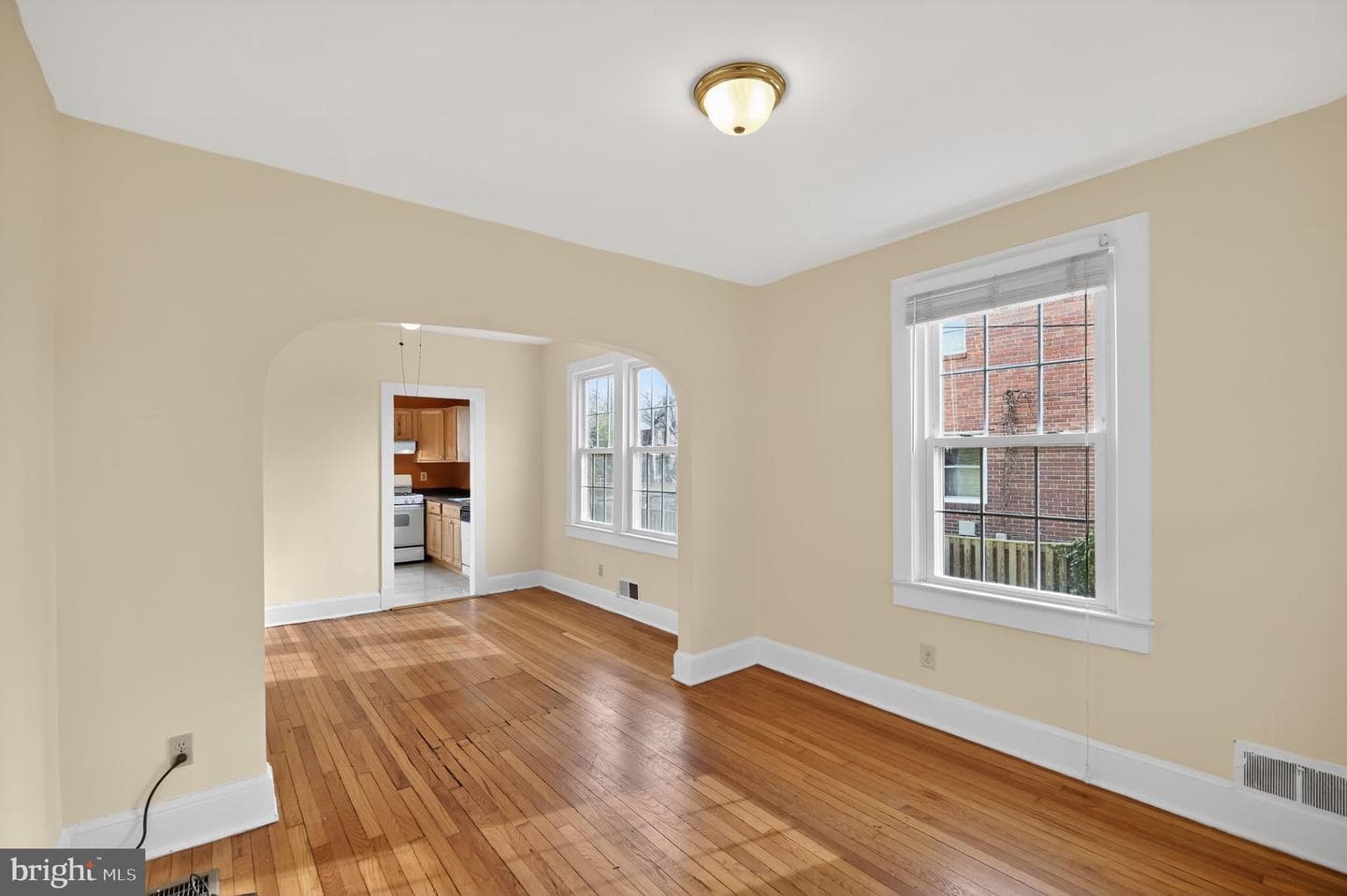 2403 Burke Avenue photo 16
