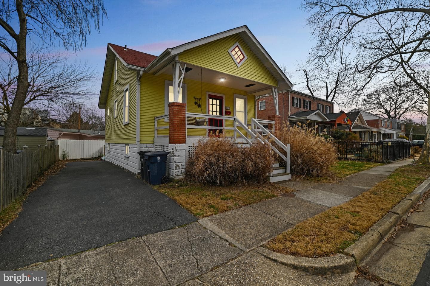 2403 Burke Avenue photo 6