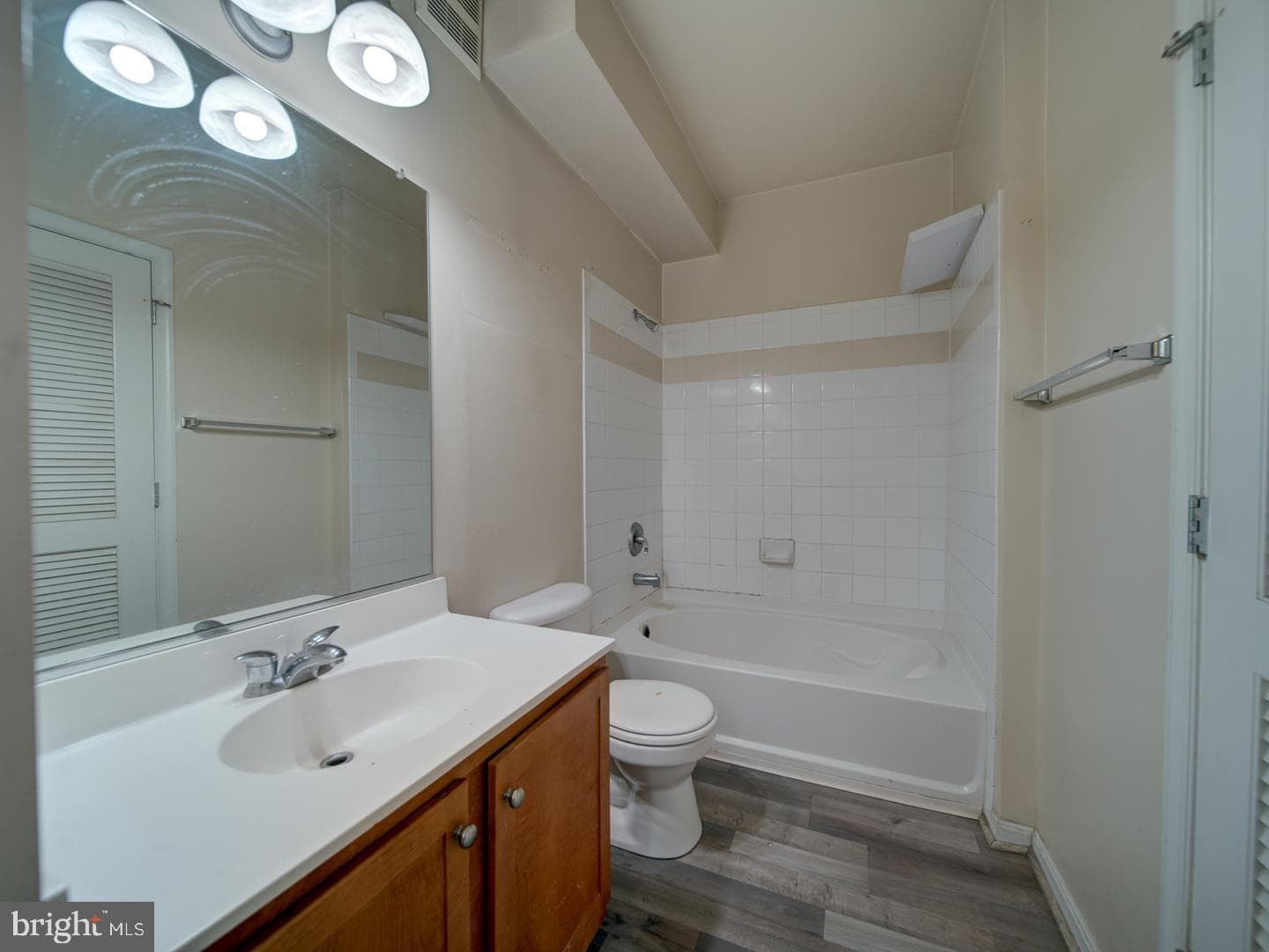 4850 Eisenhower Avenue #218 photo 10