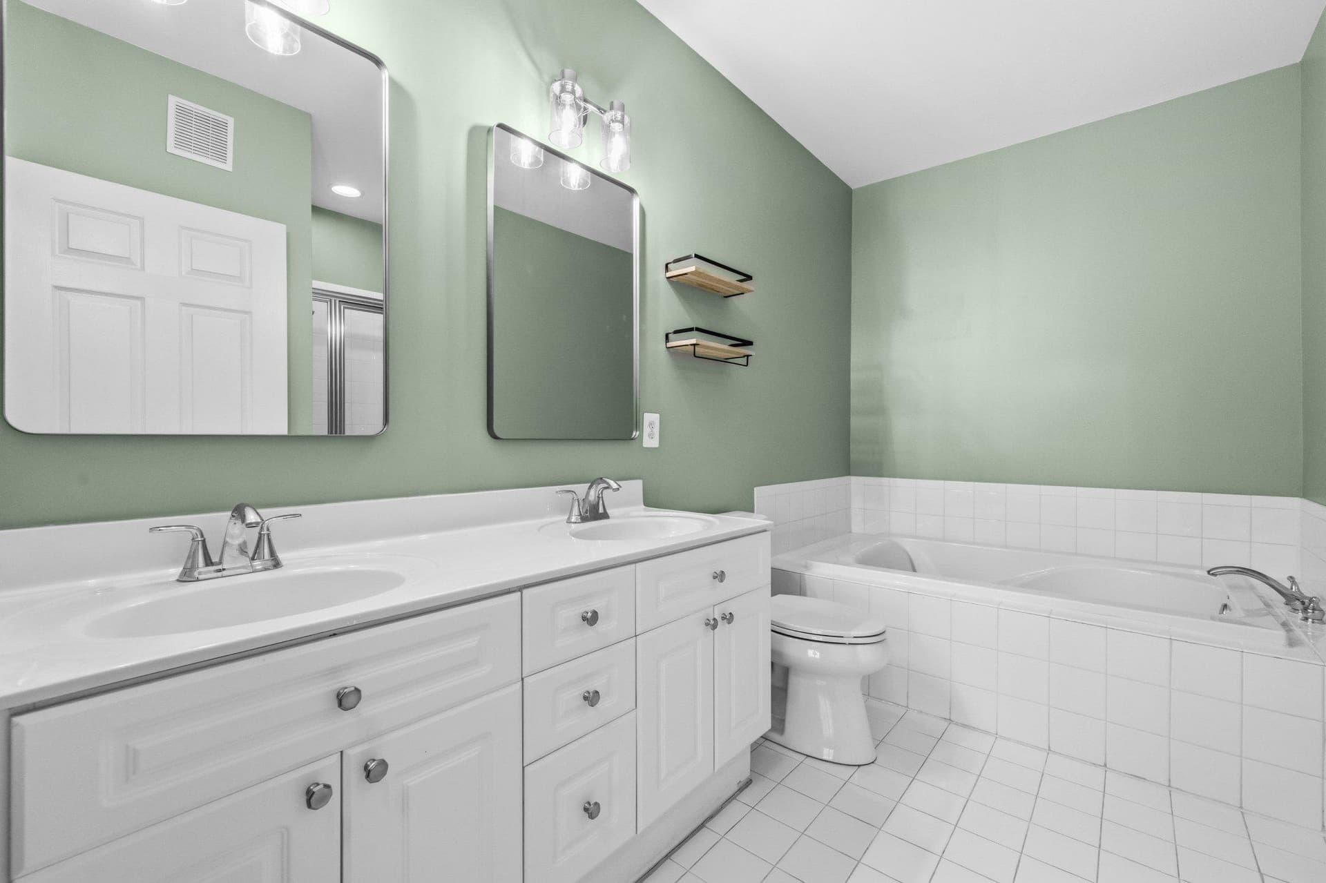 5108 Donovan Drive #108 photo 17