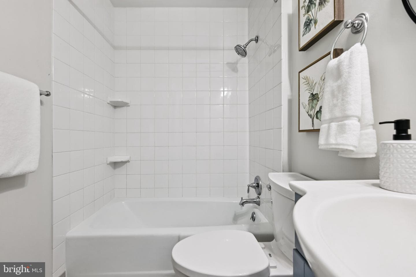 316 N Saint Asaph Street photo 21