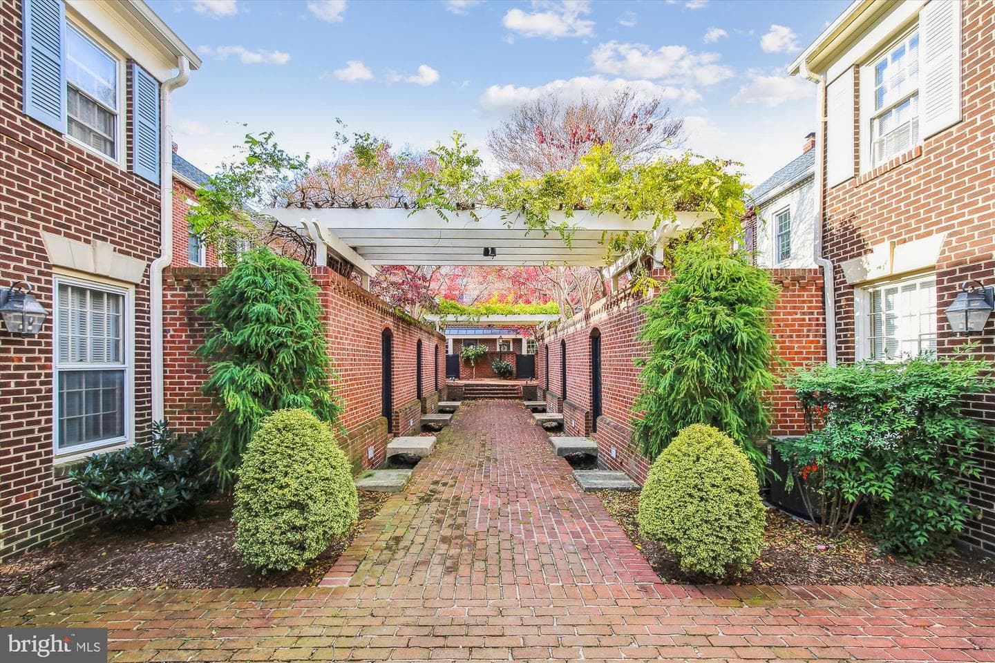 316 N Saint Asaph Street photo 30
