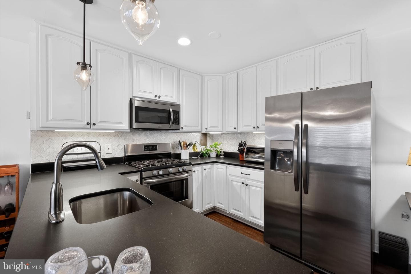 5250 Valley Forge Drive #502 photo 10