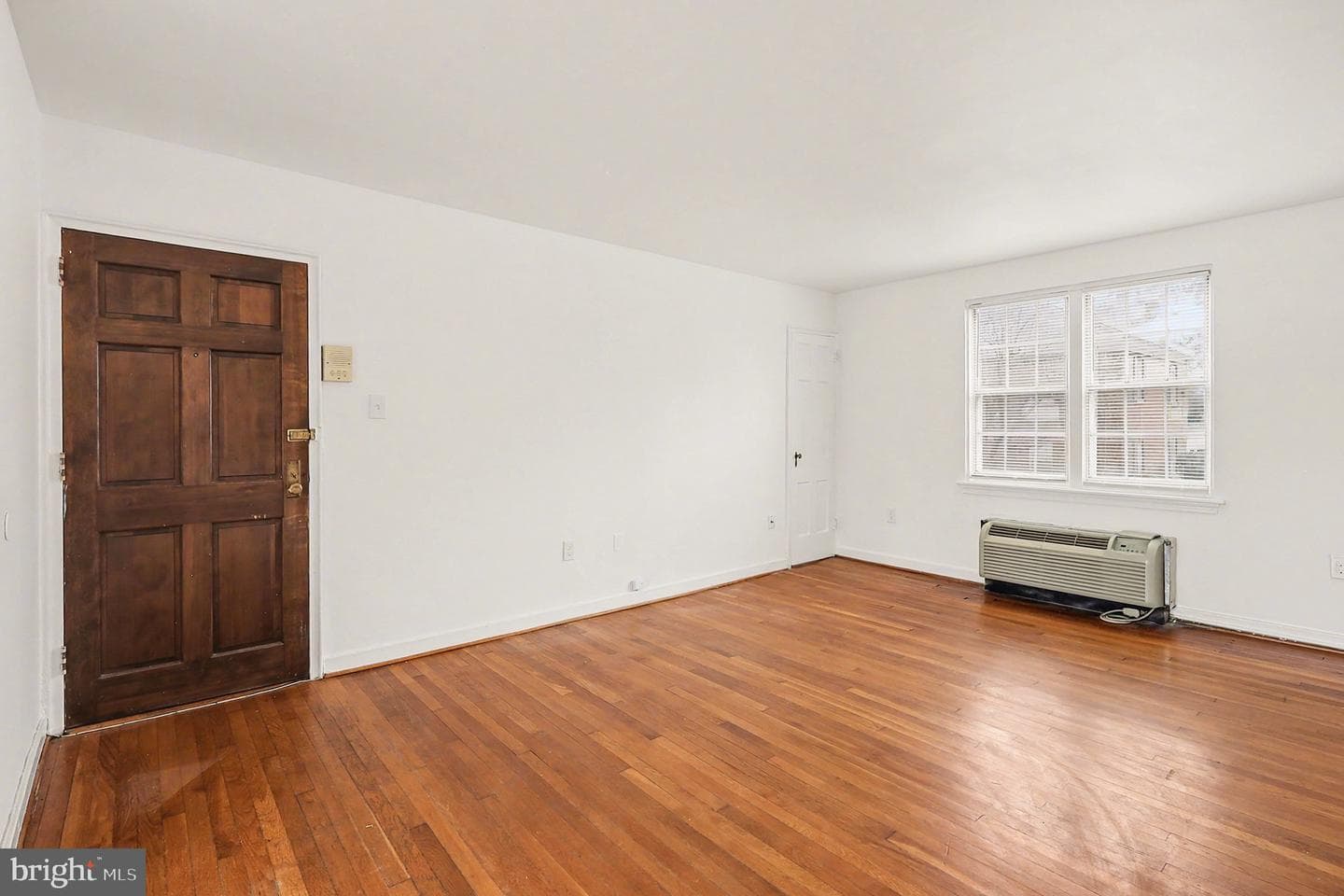 2 Auburn Court #b photo 5