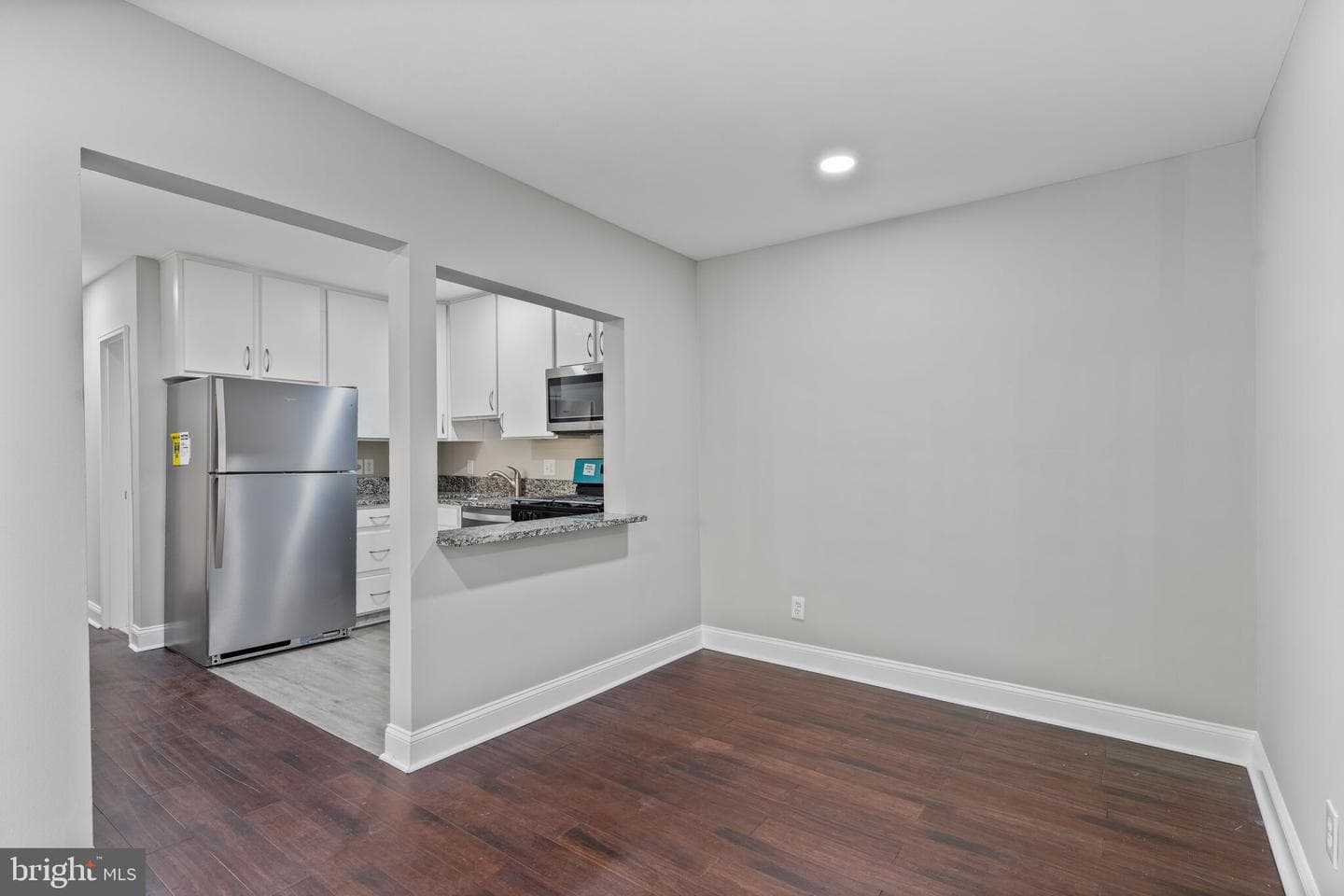49 Skyhill Road #201 photo 3