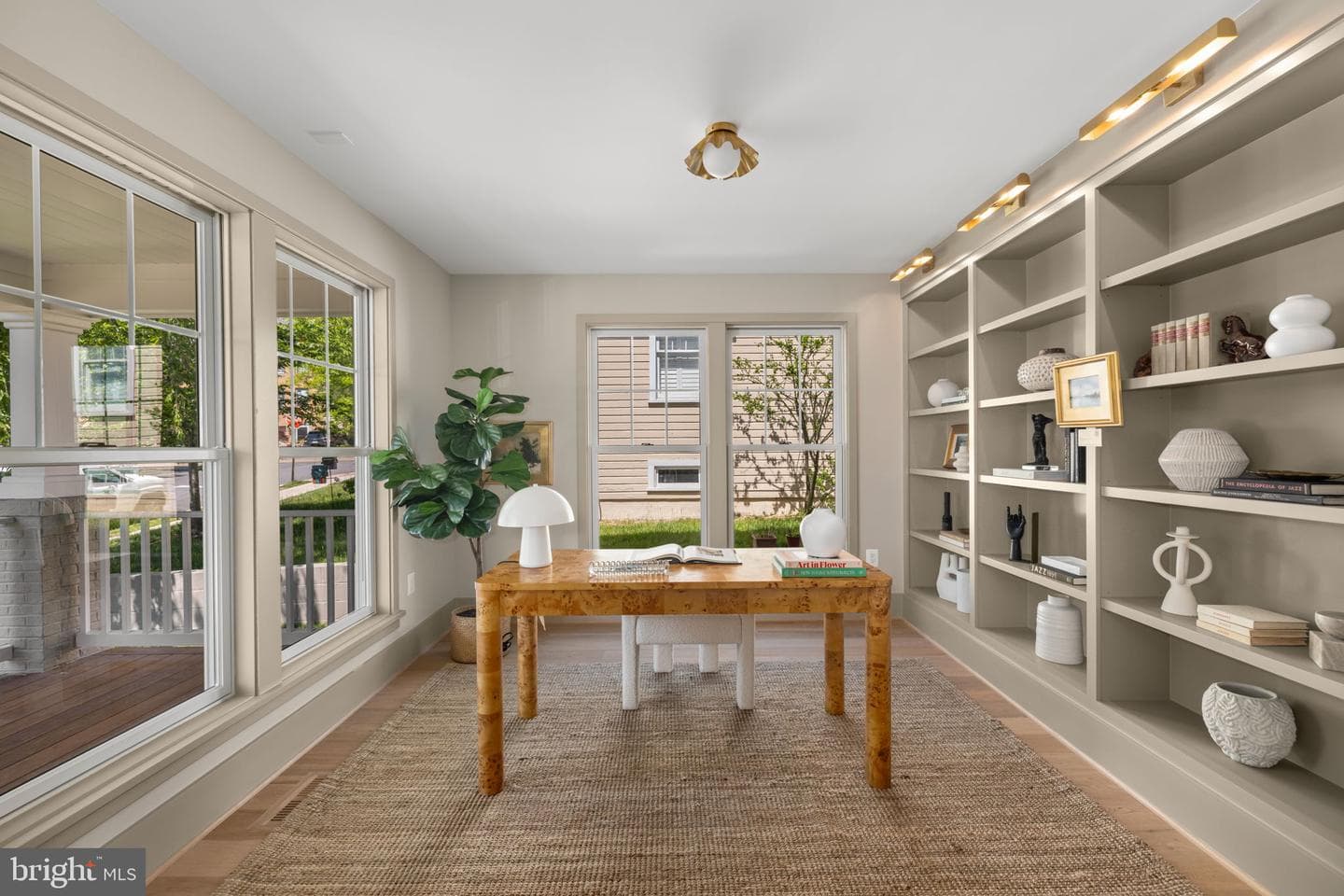 25 W Wyatt Avenue photo 6