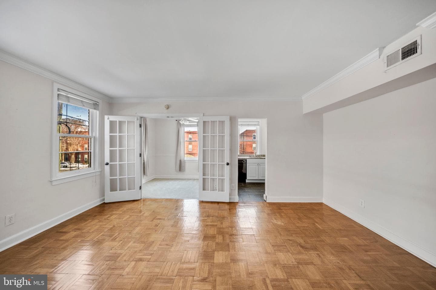 719 S St Asaph Street #203 photo 4