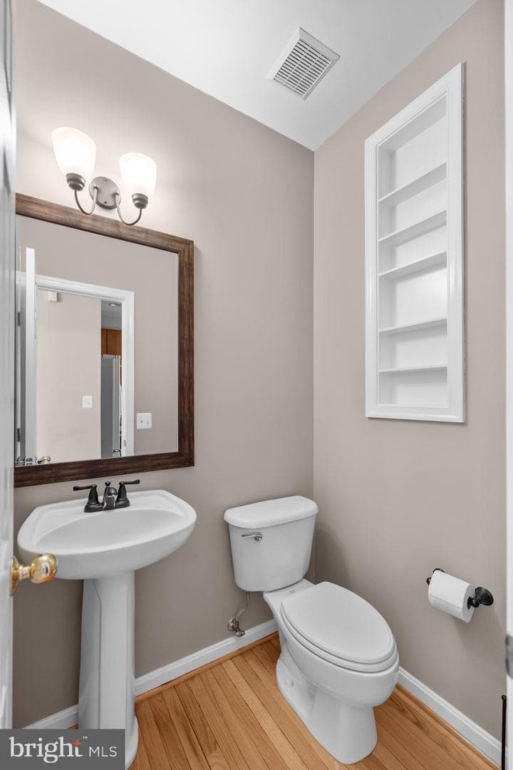 5051 Kilburn Street photo 13