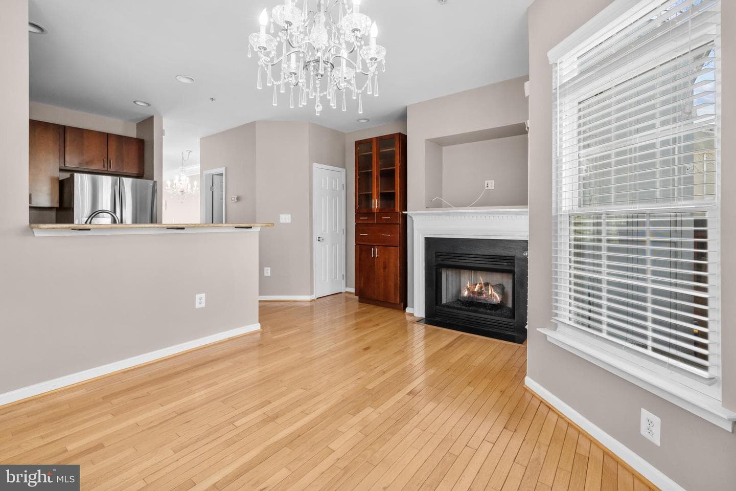 5051 Kilburn Street photo 20