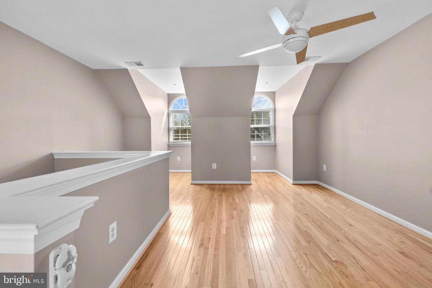 5051 Kilburn Street photo 38