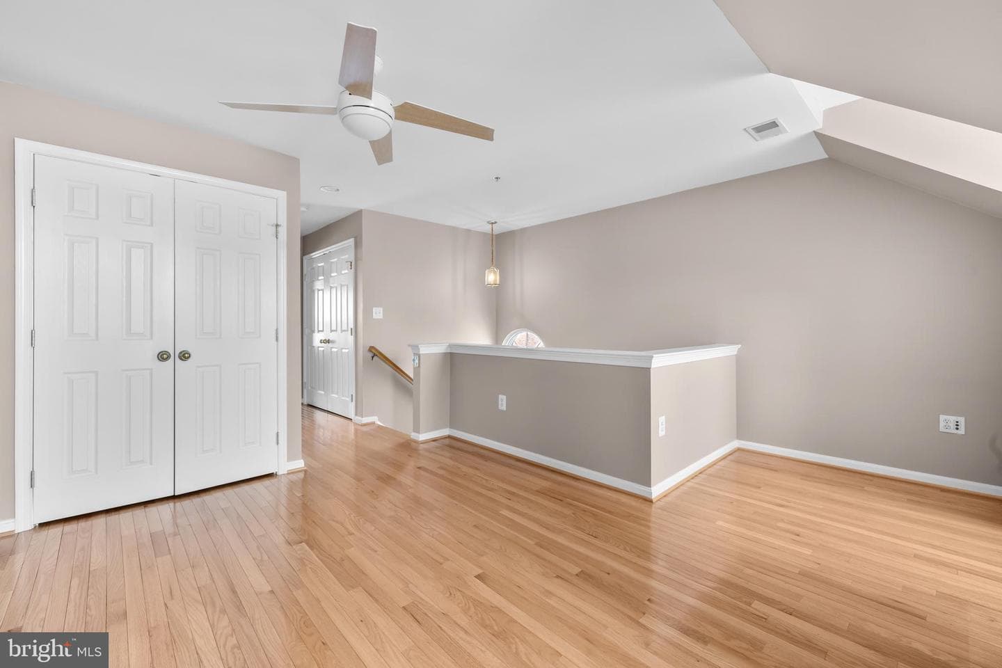 5051 Kilburn Street photo 39