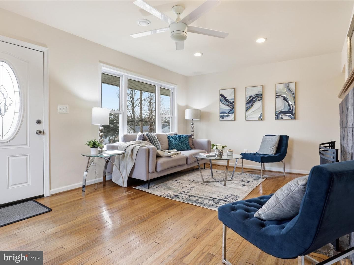 3955 Taney Avenue photo 3