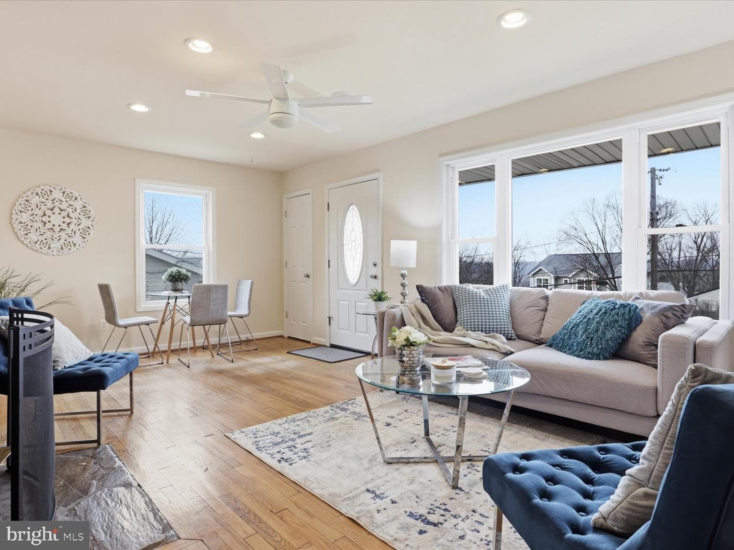 3955 Taney Avenue photo 5