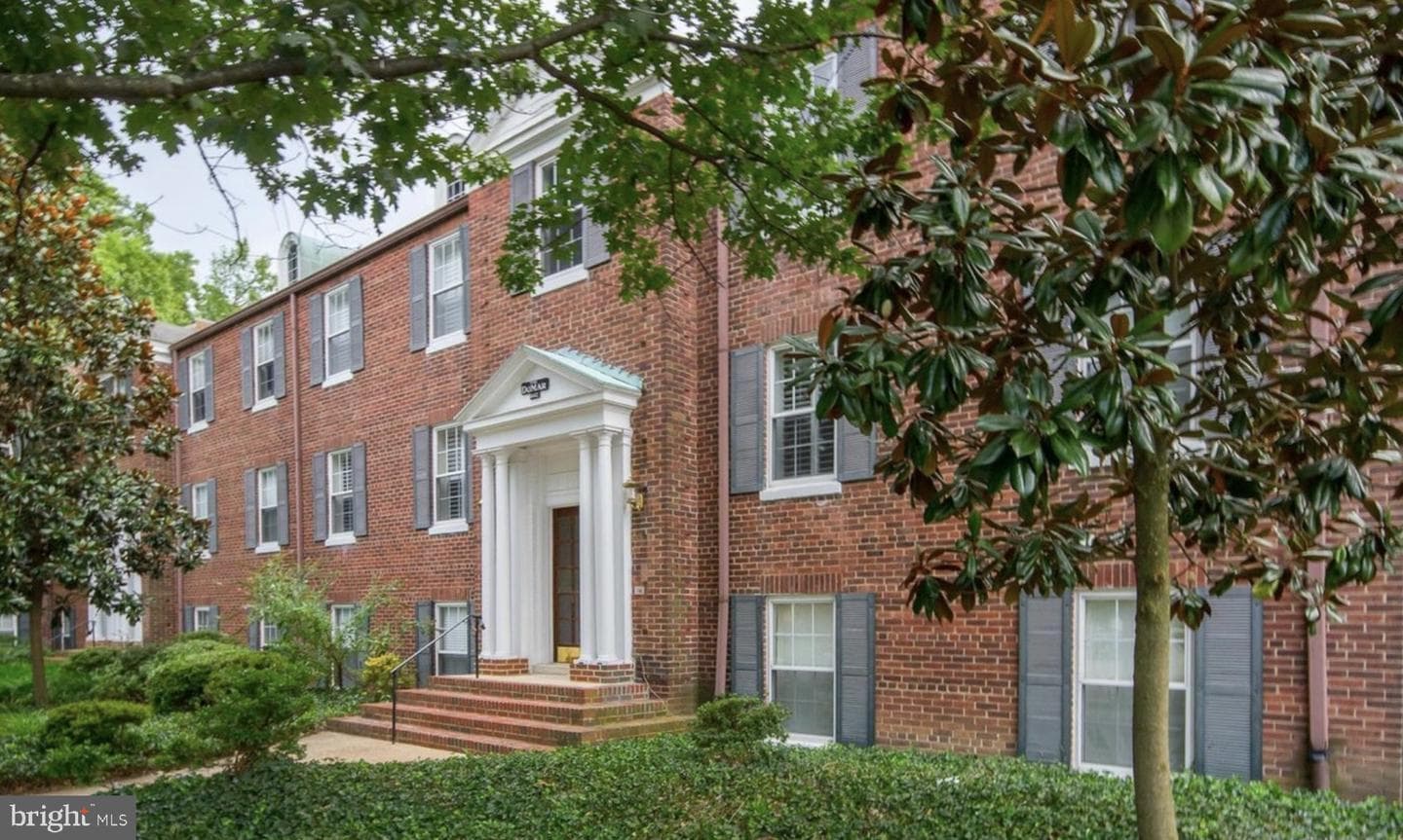 402 Commonwealth Avenue #206