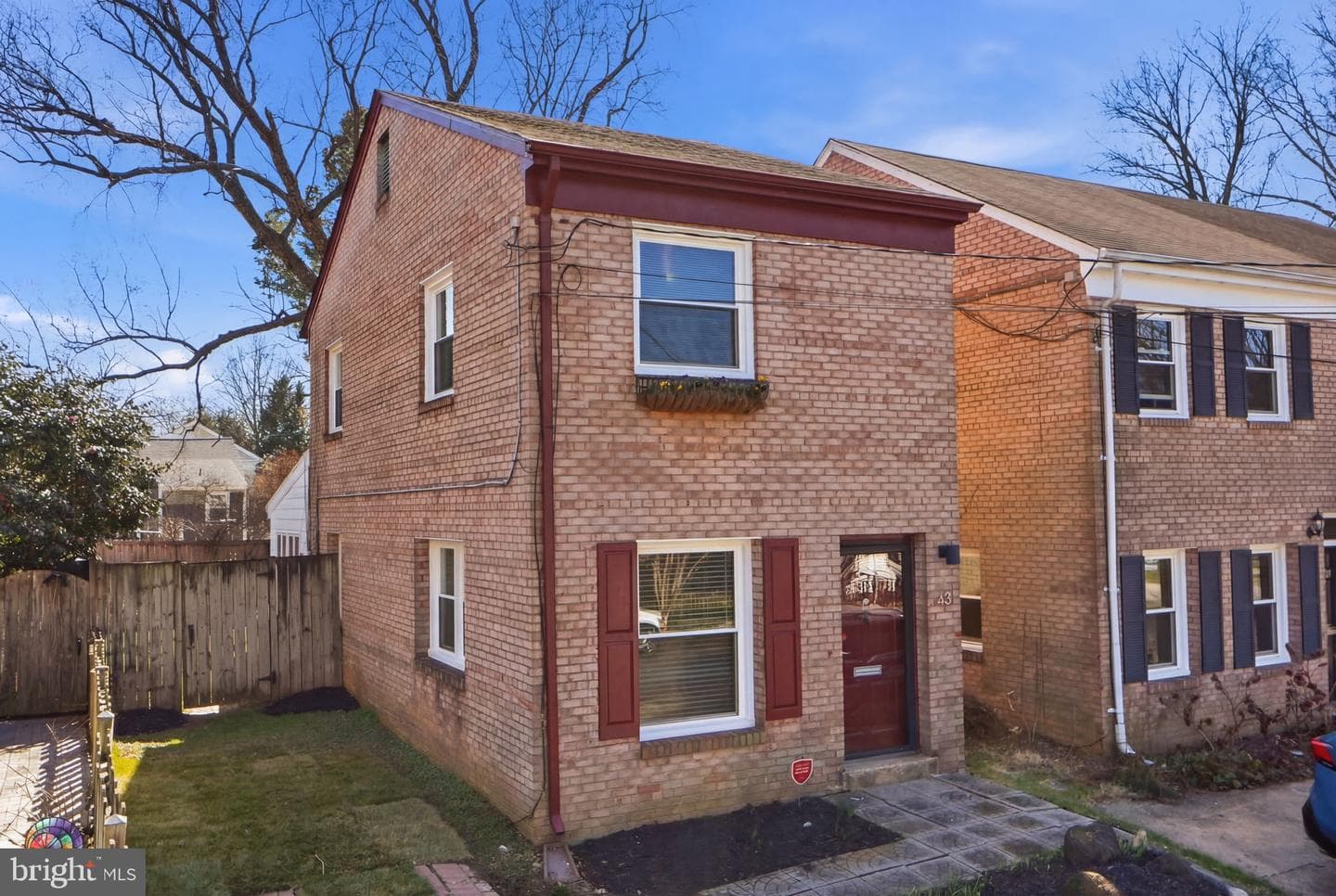 331 Laverne Avenue photo 29