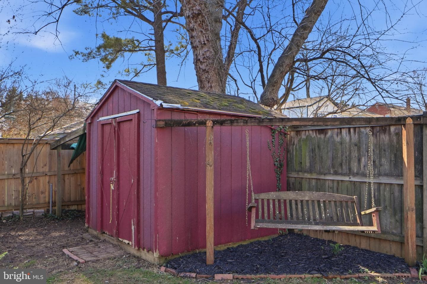 331 Laverne Avenue photo 34