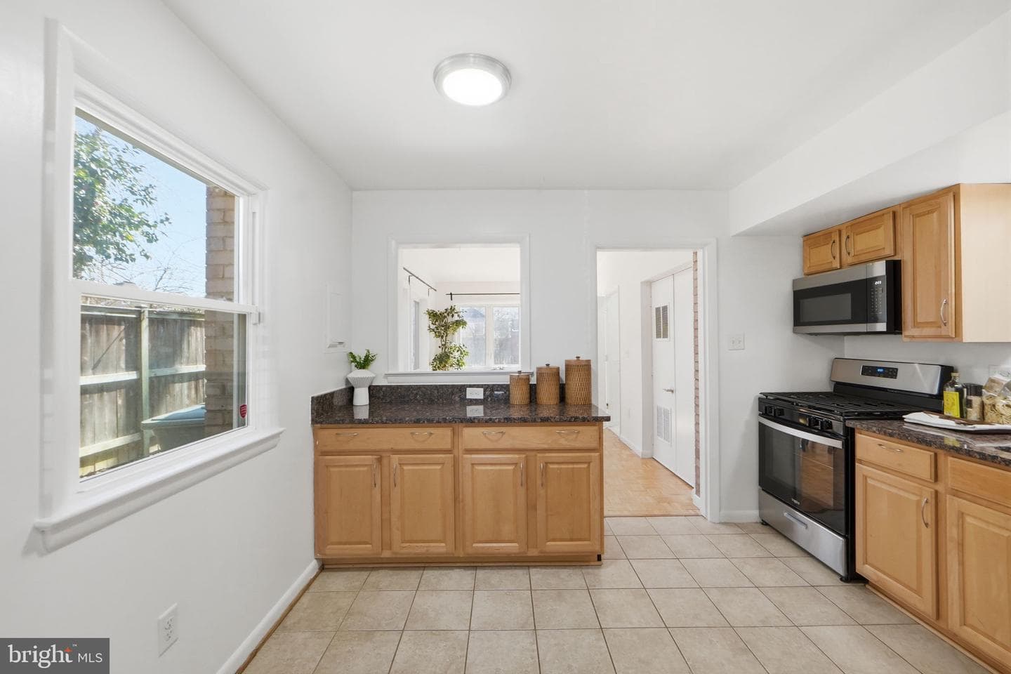 331 Laverne Avenue photo 8